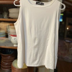 Sympli sleeveless top.